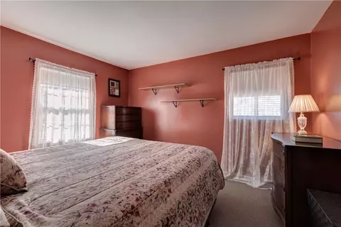 152 Getchell Ave, Woonsocket, RI 02895 photo 9