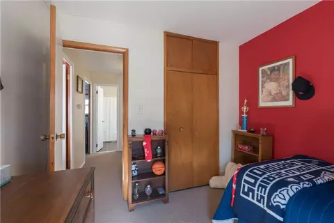 152 Getchell Ave, Woonsocket, RI 02895 photo 13
