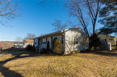 128 Gadoury Blvd, Woonsocket, RI 02895 photo 6