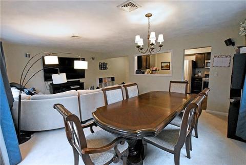 1305 Brookhaven Ln, Woonsocket, RI 02895 photo 12