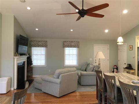 252 Danielle Dr, Woonsocket, RI 02895 photo 9