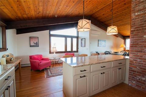 48 Meadow Ave, Westerly, RI 02891 photo 5