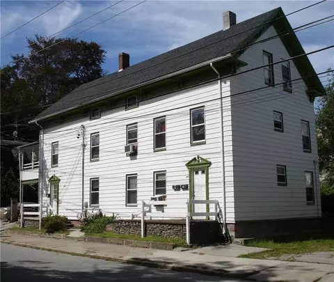 28 W School St, Woonsocket, RI 02895 photo 2