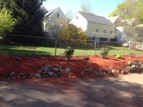 28 W School St, Woonsocket, RI 02895 photo 18