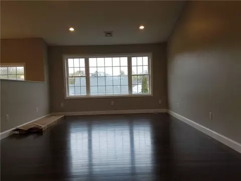 16 Grant St, Warwick, RI 02886 photo 18