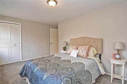 54 Grandview Ave, Woonsocket, RI 02895 photo 11