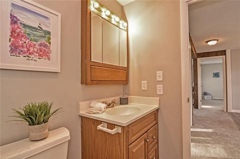 54 Grandview Ave, Woonsocket, RI 02895 photo 18