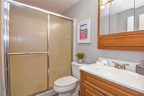 54 Grandview Ave, Woonsocket, RI 02895 photo 19