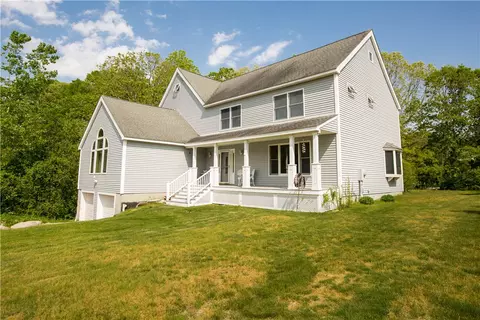 13 Briar Patch Dr, Westerly, RI 02891 photo 1