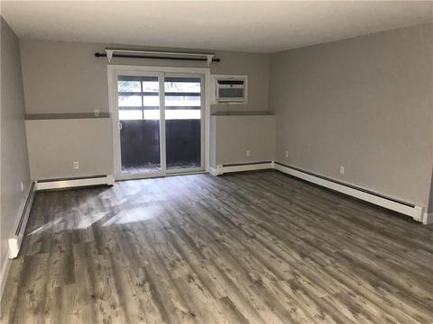 319 Privilege St #4, Woonsocket, RI 02895 photo 3