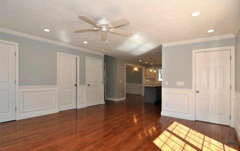 33 Nicholas Dr, Woonsocket, RI 02895 photo 6
