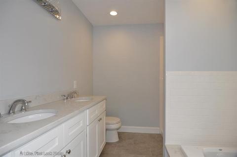 33 Nicholas Dr, Woonsocket, RI 02895 photo 12