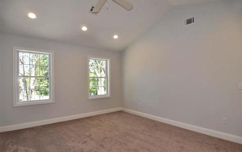 33 Nicholas Dr, Woonsocket, RI 02895 photo 7