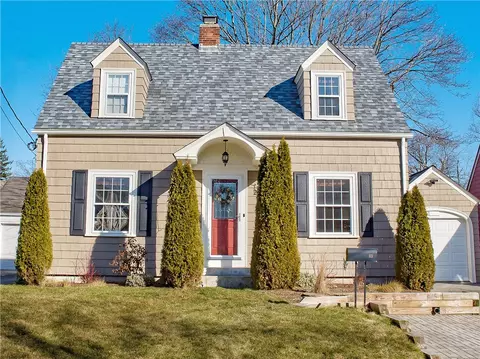 22 Druid Rd, Warwick, RI 02888 photo 1