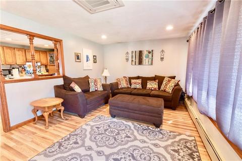 600 Lydia Ave, Woonsocket, RI 02895 photo 2