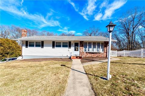 600 Lydia Ave, Woonsocket, RI 02895 photo 1