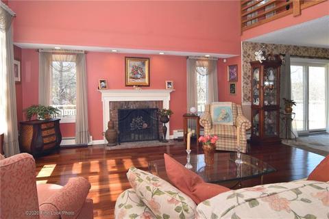 34 Cosmo St, Westerly, RI 02891 photo 5