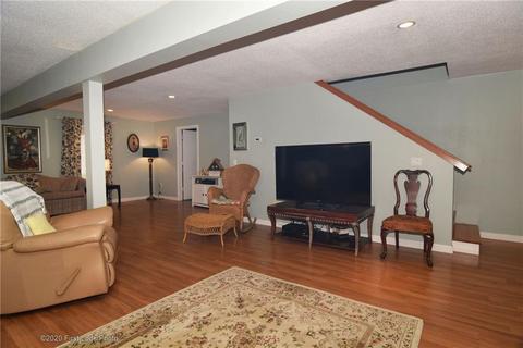 34 Cosmo St, Westerly, RI 02891 photo 16