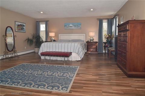 34 Cosmo St, Westerly, RI 02891 photo 19
