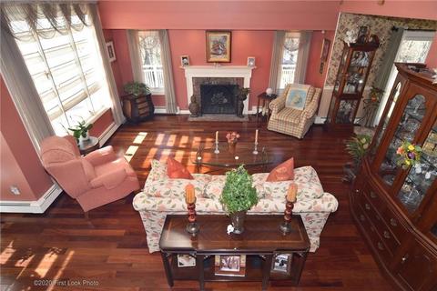 34 Cosmo St, Westerly, RI 02891 photo 6