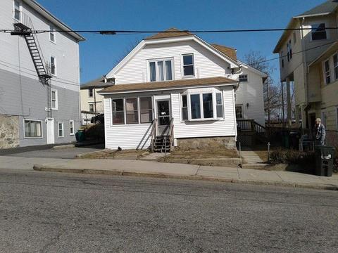 39 Wood Ave, Woonsocket, RI 02895 photo 1