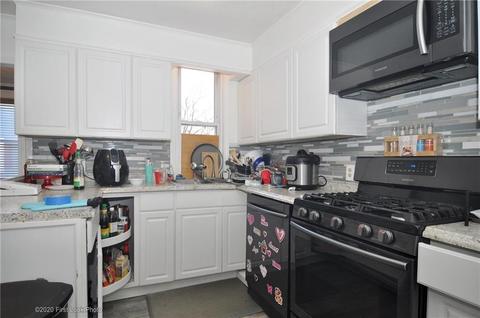 95 Coe St, Woonsocket, RI 02895 photo 6