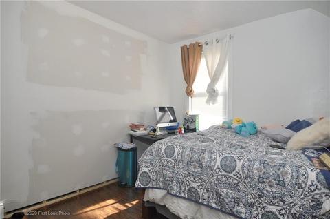 95 Coe St, Woonsocket, RI 02895 photo 21