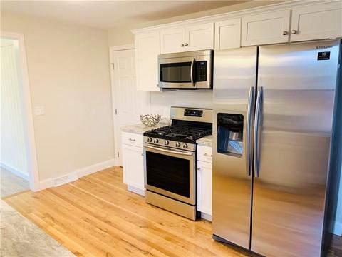 12 Colonial Ave, Warren, RI 02885 photo 2