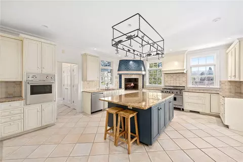 30 Meadow Ave, Westerly, RI 02891 photo 13