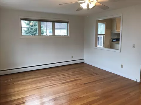236 Mapleton St, Cranston, RI 02910 photo 11
