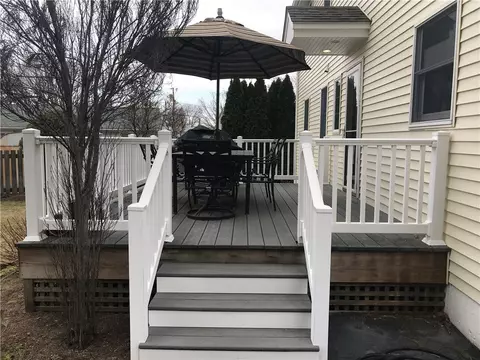 236 Mapleton St, Cranston, RI 02910 photo 4