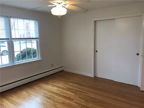 236 Mapleton St, Cranston, RI 02910 photo 17