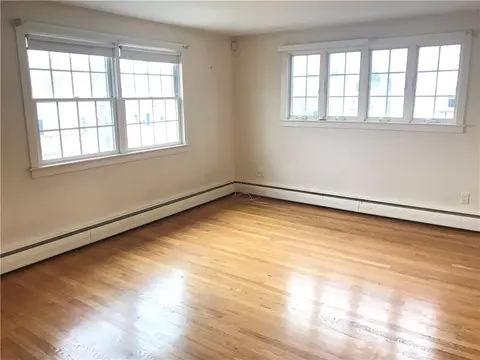 236 Mapleton St, Cranston, RI 02910 photo 24