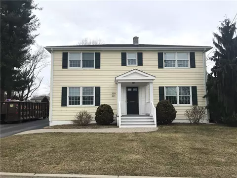 236 Mapleton St, Cranston, RI 02910 photo 1