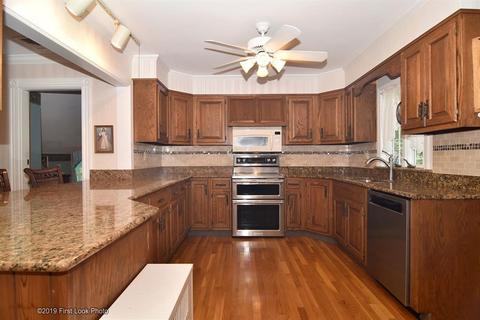 98 Peep Toad Rd, Scituate, RI 02857 photo 6