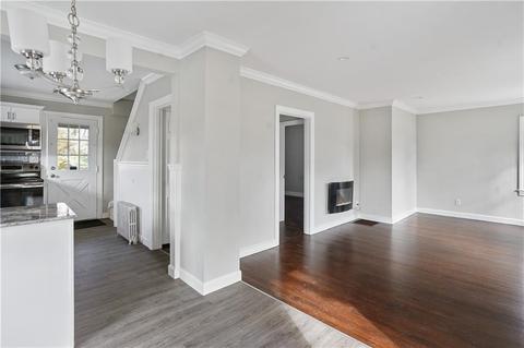 41 Earl St, Warwick, RI 02886 photo 6