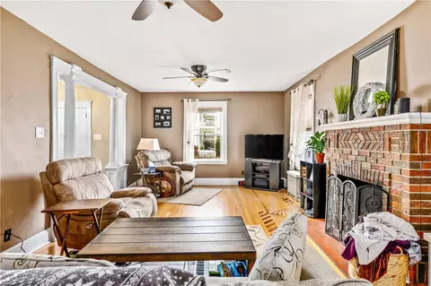 173 Elmore Ave, Woonsocket, RI 02895 photo 6