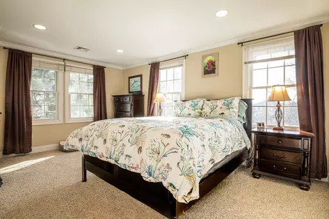 39 Dundas Ave, Warwick, RI 02889 photo 8