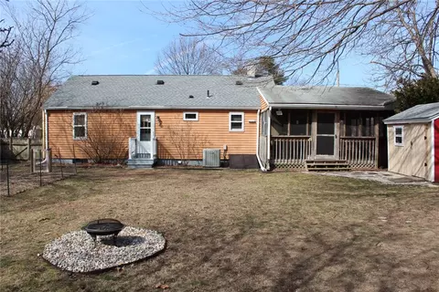 164 Bartlett Dr, Warwick, RI 02886 photo 6