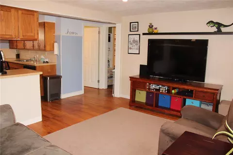 164 Bartlett Dr, Warwick, RI 02886 photo 10