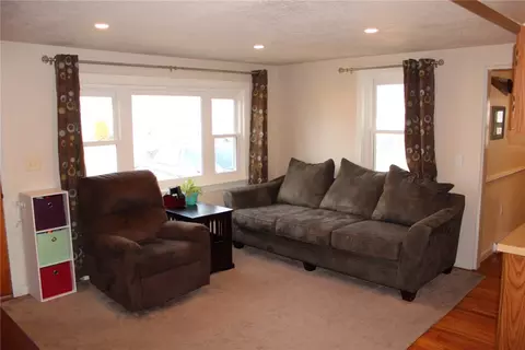 164 Bartlett Dr, Warwick, RI 02886 photo 12