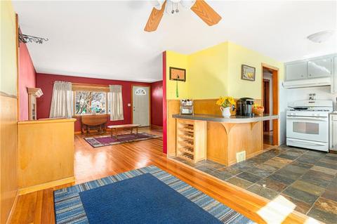 80 Lindy Ave, Warwick, RI 02889 photo 7