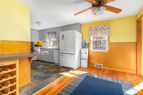80 Lindy Ave, Warwick, RI 02889 photo 8