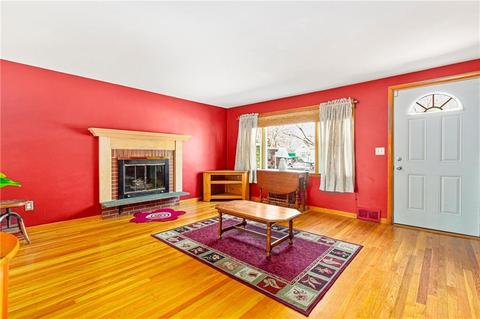 80 Lindy Ave, Warwick, RI 02889 photo 6