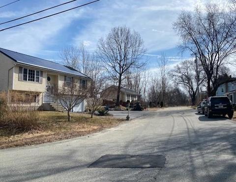 70 11th Ave, Woonsocket, RI 02895 photo 5