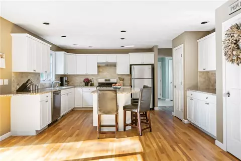 328 Brookline Dr, Warwick, RI 02886 photo 5