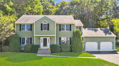 328 Brookline Dr, Warwick, RI 02886 photo 1