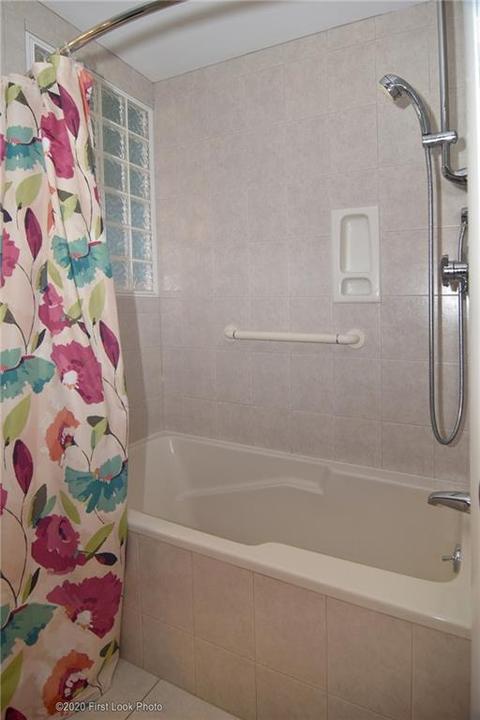 5 Algonquin Dr, Warwick, RI 02888 photo 28