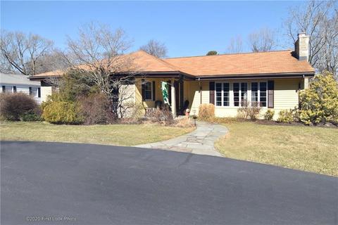 5 Algonquin Dr, Warwick, RI 02888 photo 1