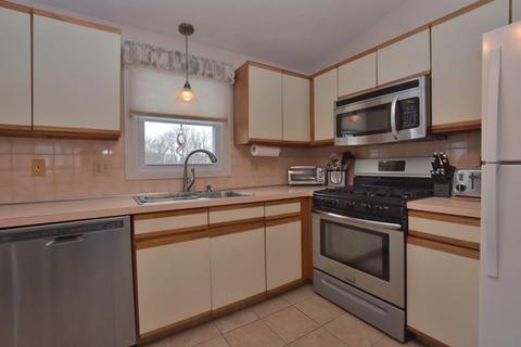 207 Wellspring Dr, Warwick, RI 02886 photo 10